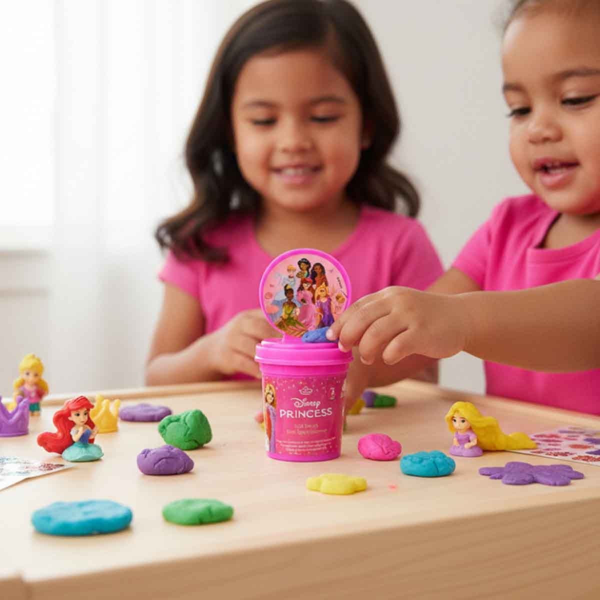 Disney Princess 3 oz. Dough with Figure Stamper Unisex, 3-4 Years