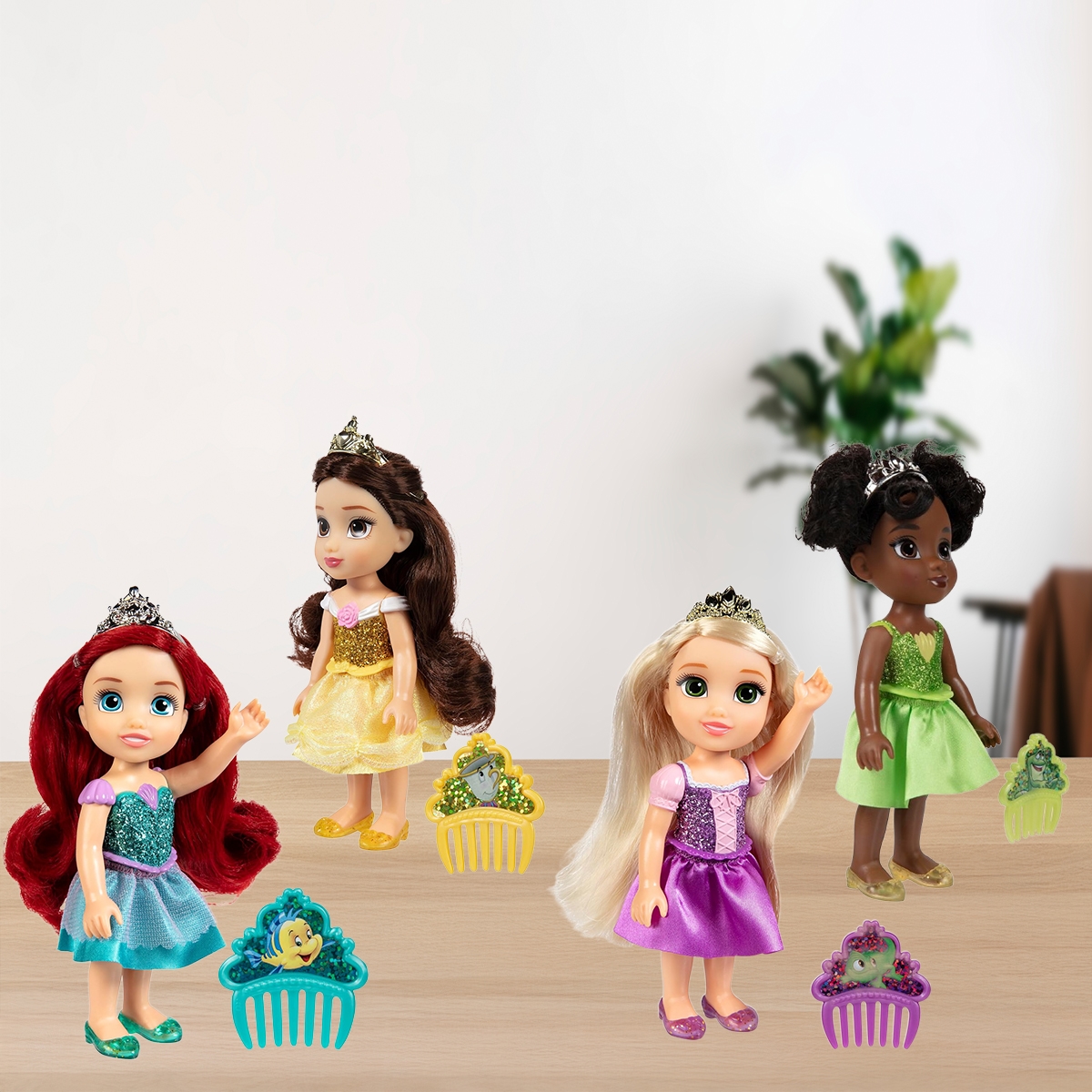 ديزني برينسس دمية بيبي صغيرة مزينة بالجليتر 6 إنش منوعة للبنات، 3-4 سنوات