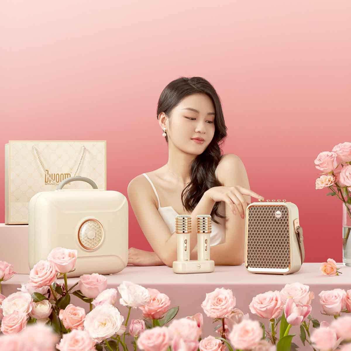 Divoom SongBird-HQ Karaoke Bluetooth Speaker & Microphone Set