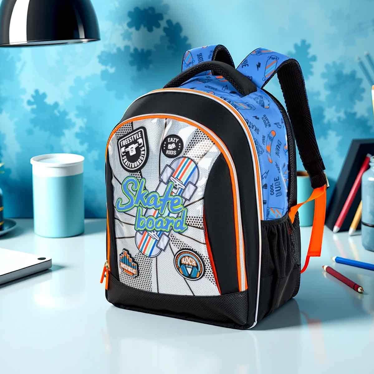 إيزي كيدز حقيبة ظهر 4 في 1 مقاس 17 إنش بتصميم سكايت بورد مع سماعة بلوتوث وحقيبة غداء ومقلمة