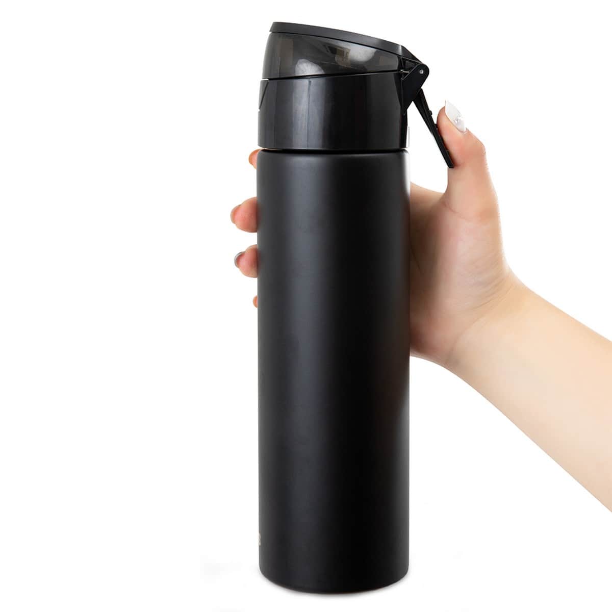 Eazy Kids 640ml Black Insulated Stainless Steel Water Bottle with Spray