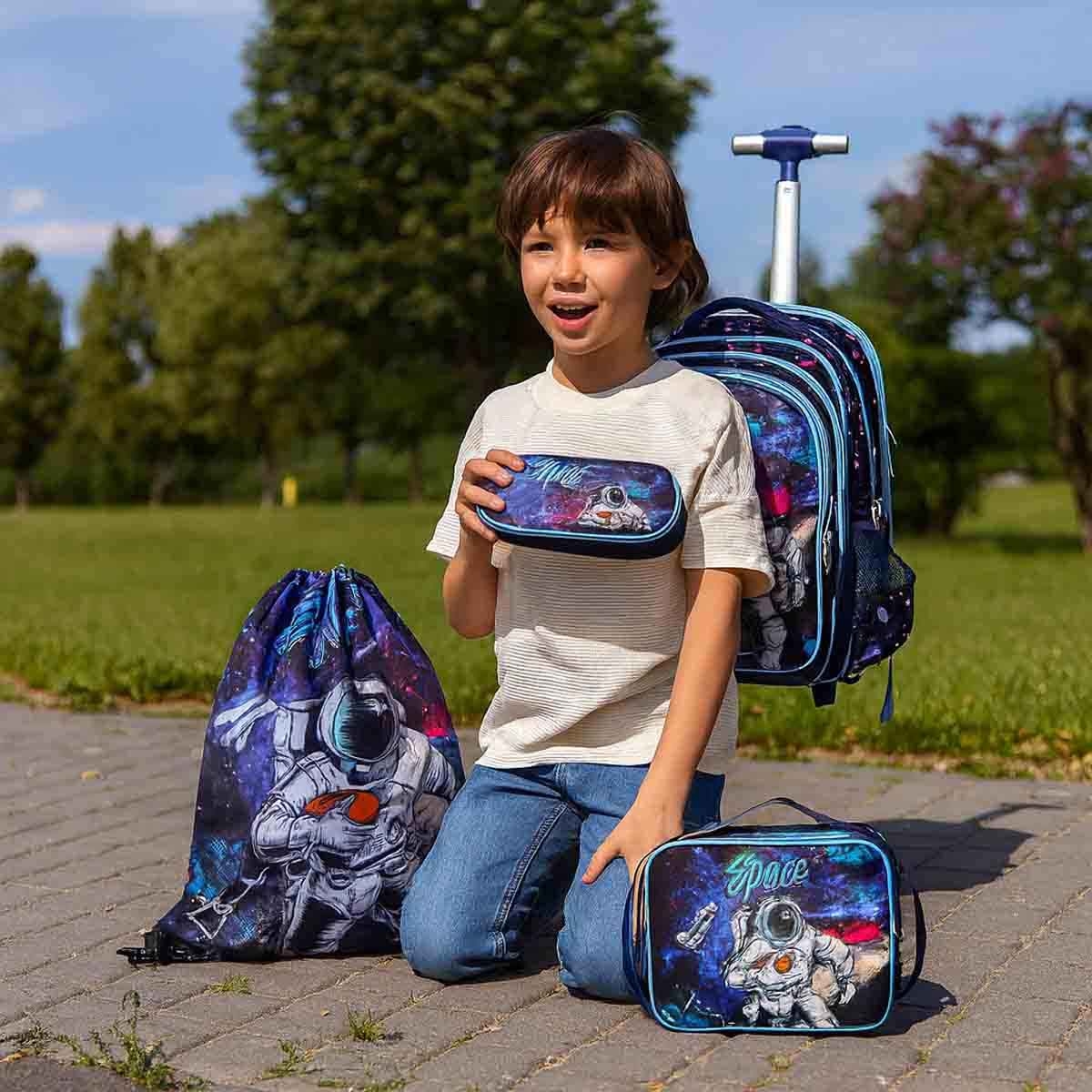 إيزي كيدز مجموعة 4 في 1 حقيبة مدرسية 18 إنش بتصميم رائد فضاء مع حقيبة غداء وحقيبة نشاط وحقيبة أقلام