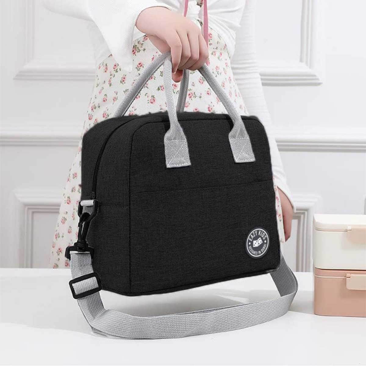 Eazy Kids Black Insulated Lunch Bag