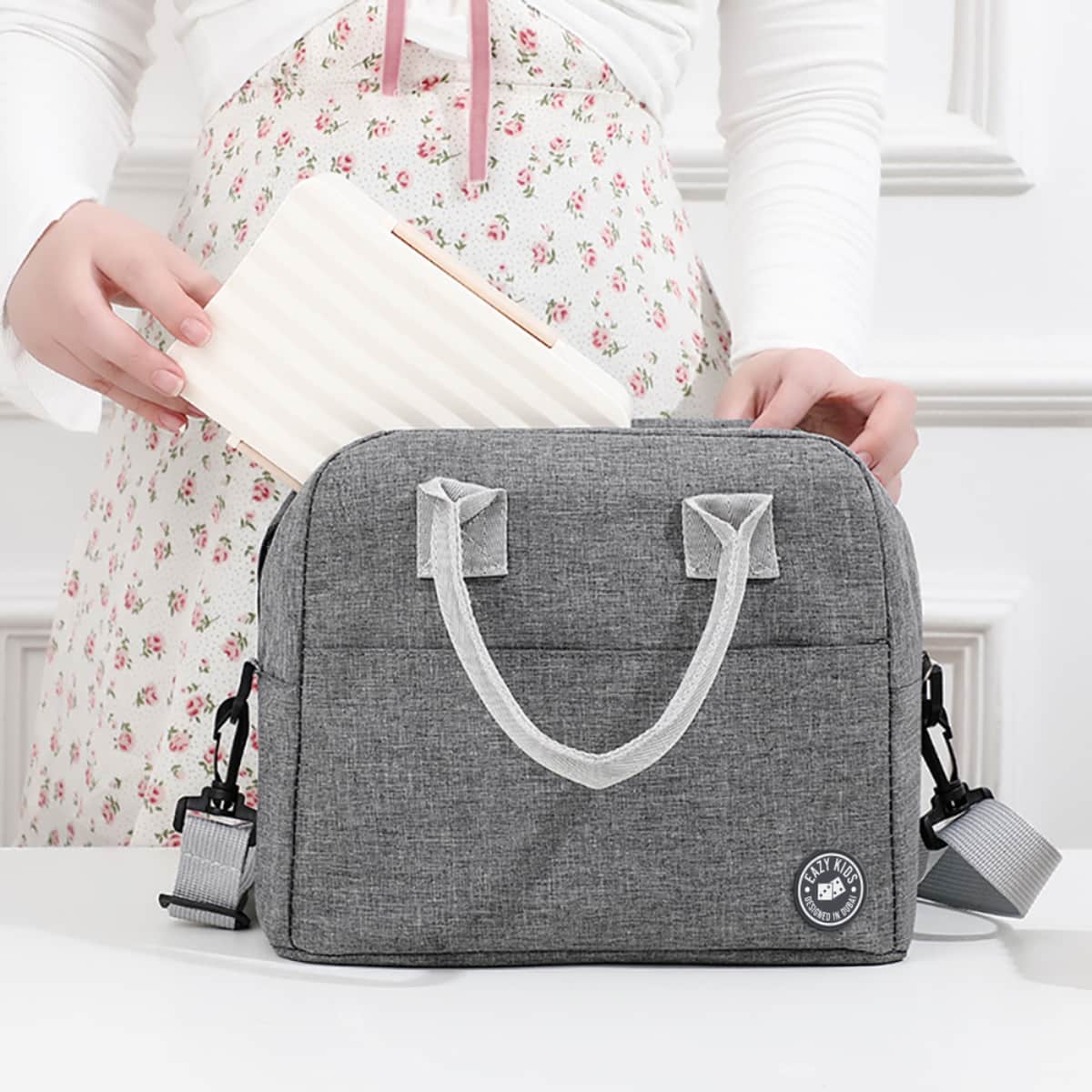 Eazy Kids Grey Insulated Lunch Bag Unisex, 13+ Years