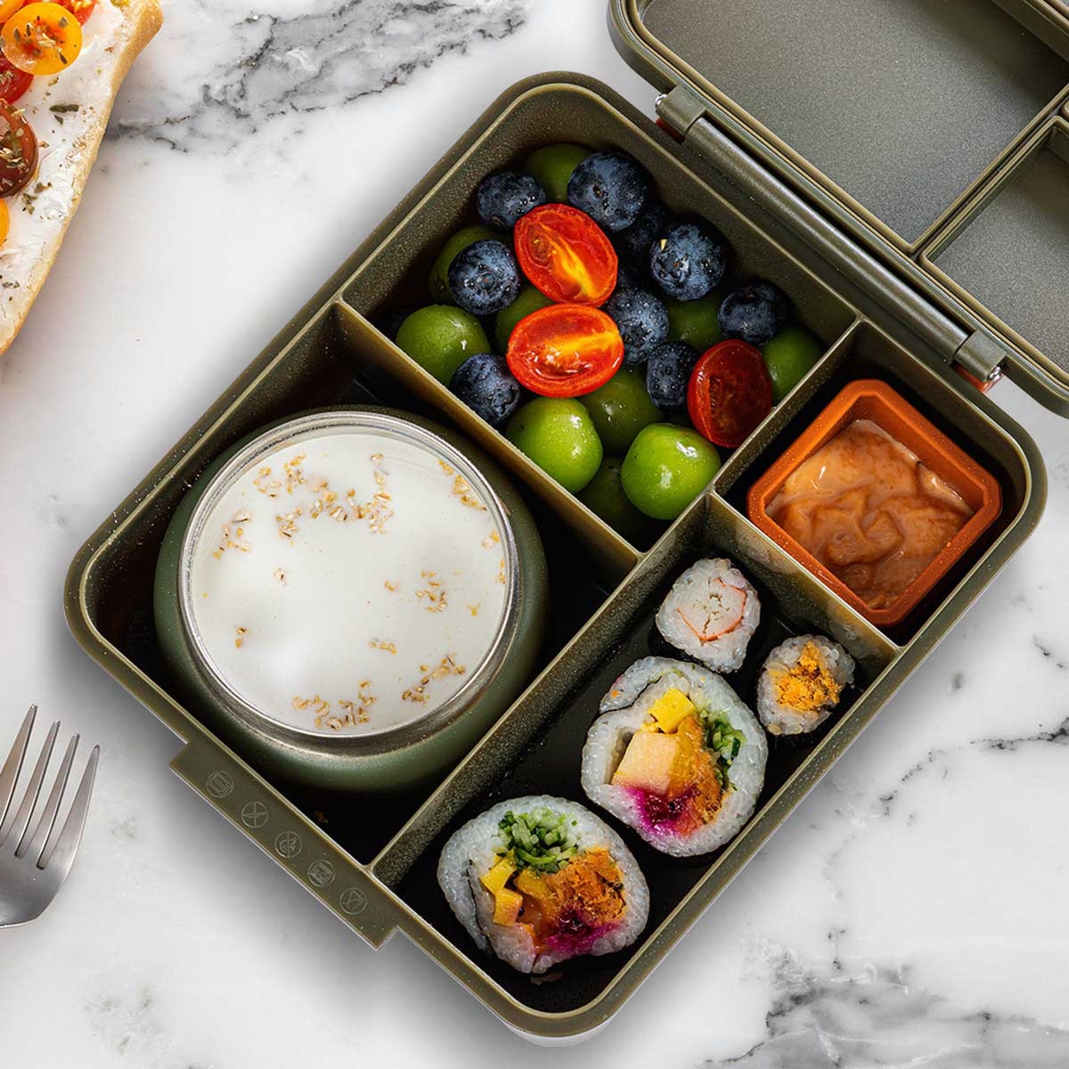 Eazy Kids Jumbo Bento Lunch Box with 850ml Tritan Water Bottle