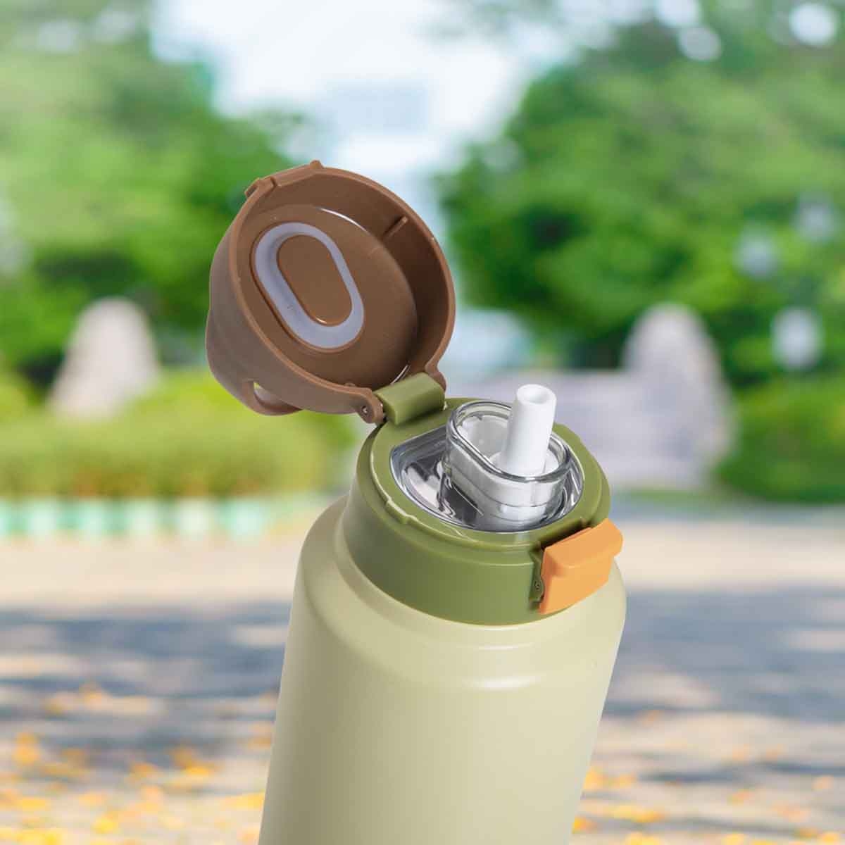 Eazy Kids 950ml Refresh Vacuum Insulated Water Bottle