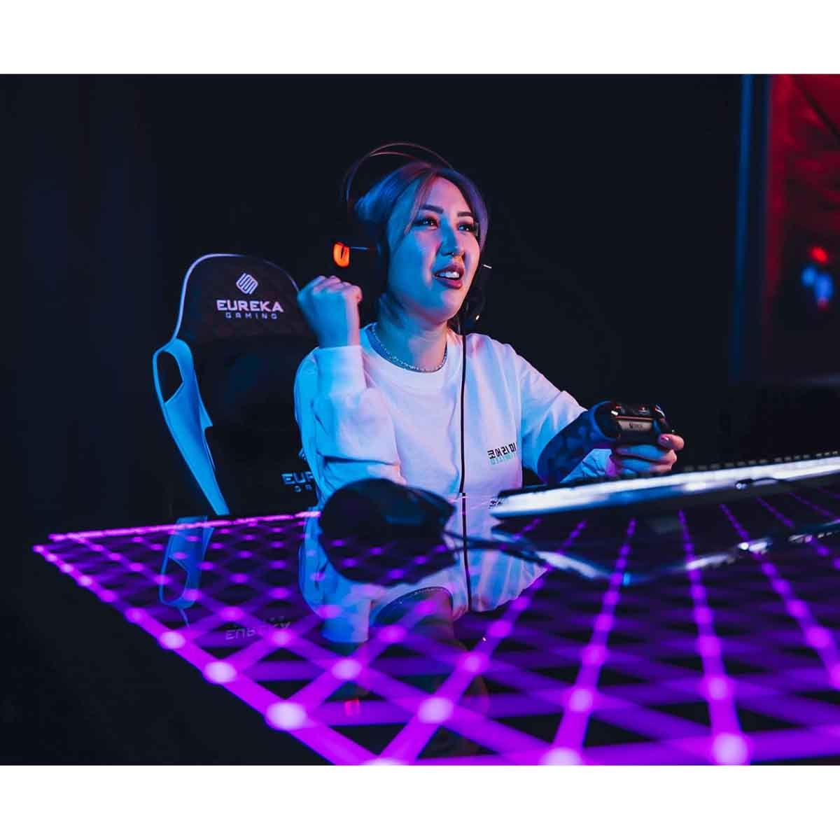 Eureka 55" GTG I55 RGB LED Tempered Glass Gaming Desk