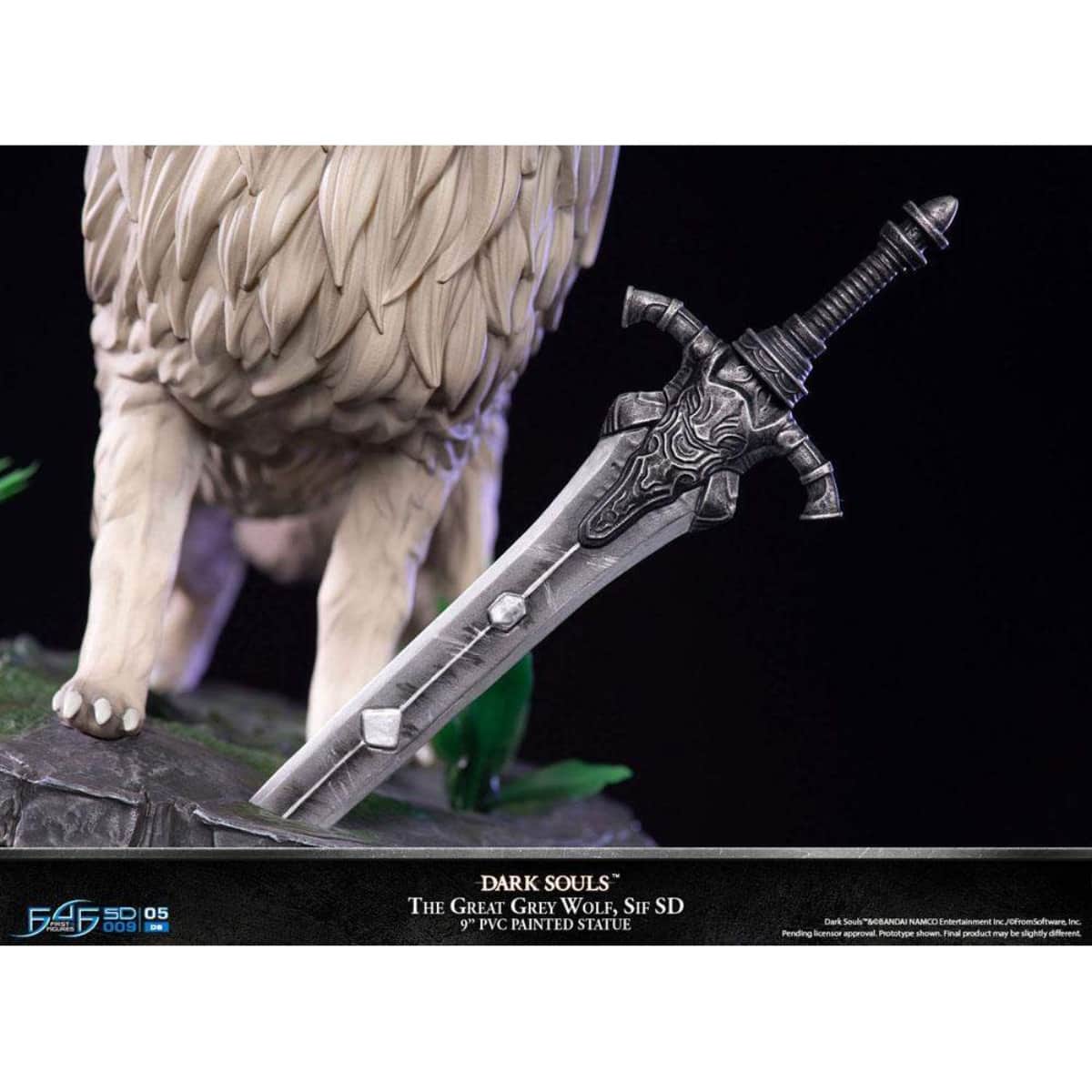 First 4 Figures 9" The Great Gray Wolf Sif Standard Statue Unisex, 8-10 Years