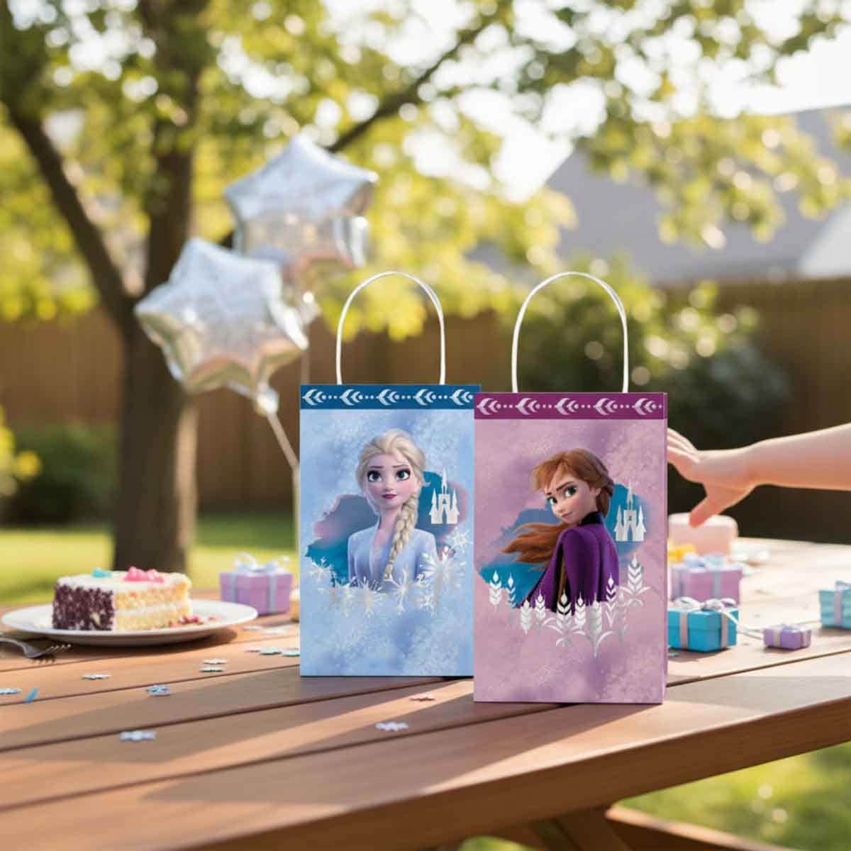 Disney Frozen 2 8-Piece Kraft Bags Set