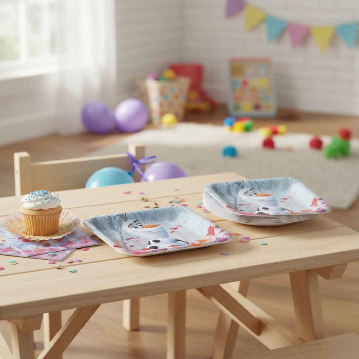 Disney Frozen 2 8-Piece 7" Square Paper Plate Set