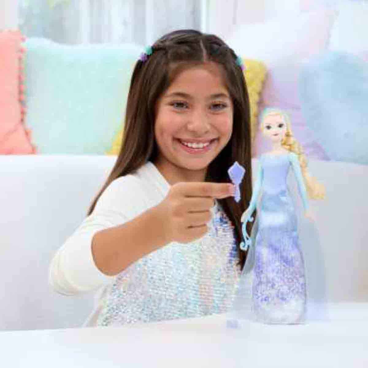 Disney Frozen Spin & Reveal Elsa Fashion Doll Girls, 3-4 Years