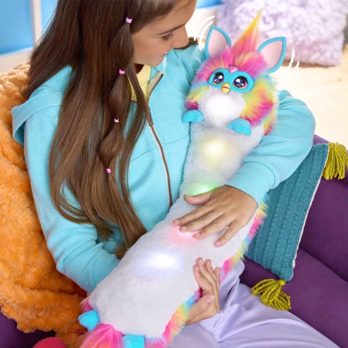 Furby DJ Interactive Plush Toy with Music, Lights & Games Girls, 5-7 Years