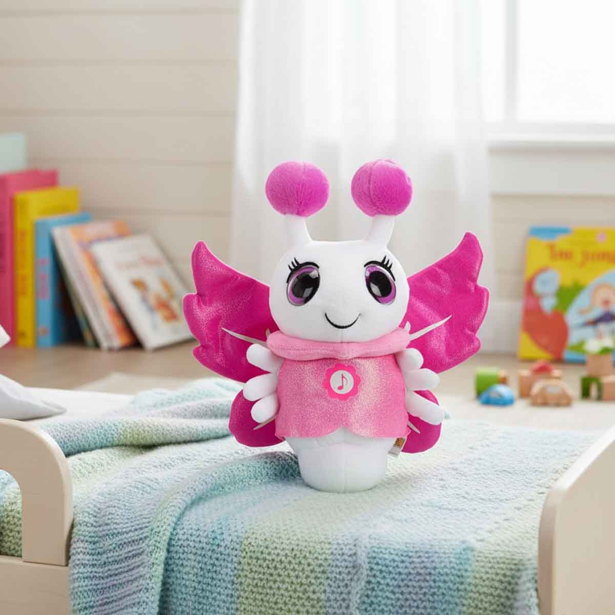 Glowies White Fireflies Nightlight Plush Toy Unisex, 3-4 Years
