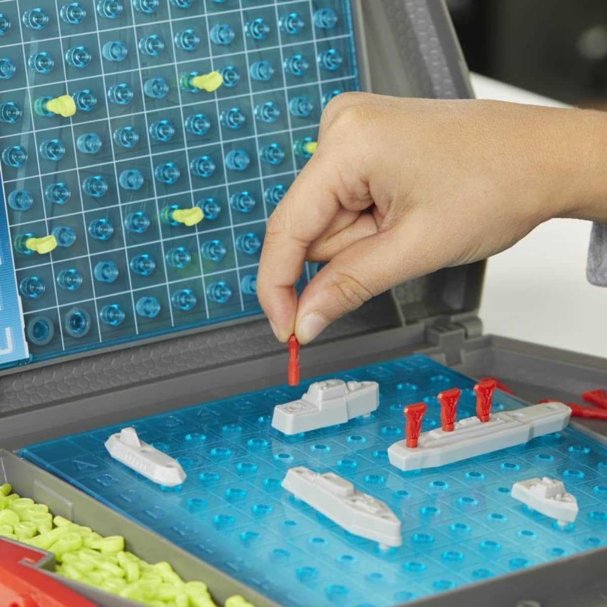 Hasbro Gaming Battleship Classic Board Game Unisex, 8-10 Years
