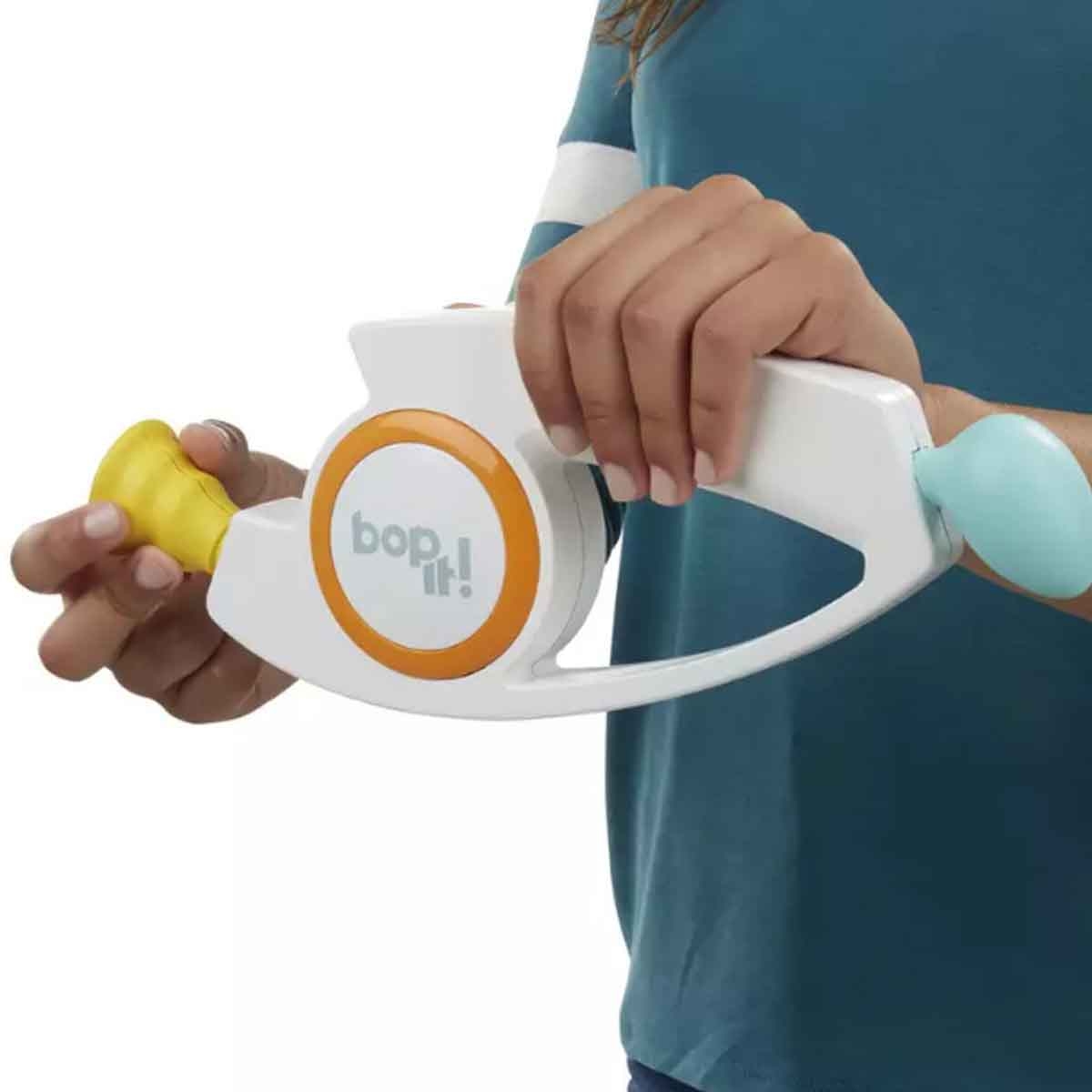 Hasbro Gaming Bop It! Electronic Game Unisex, 8-10 Years