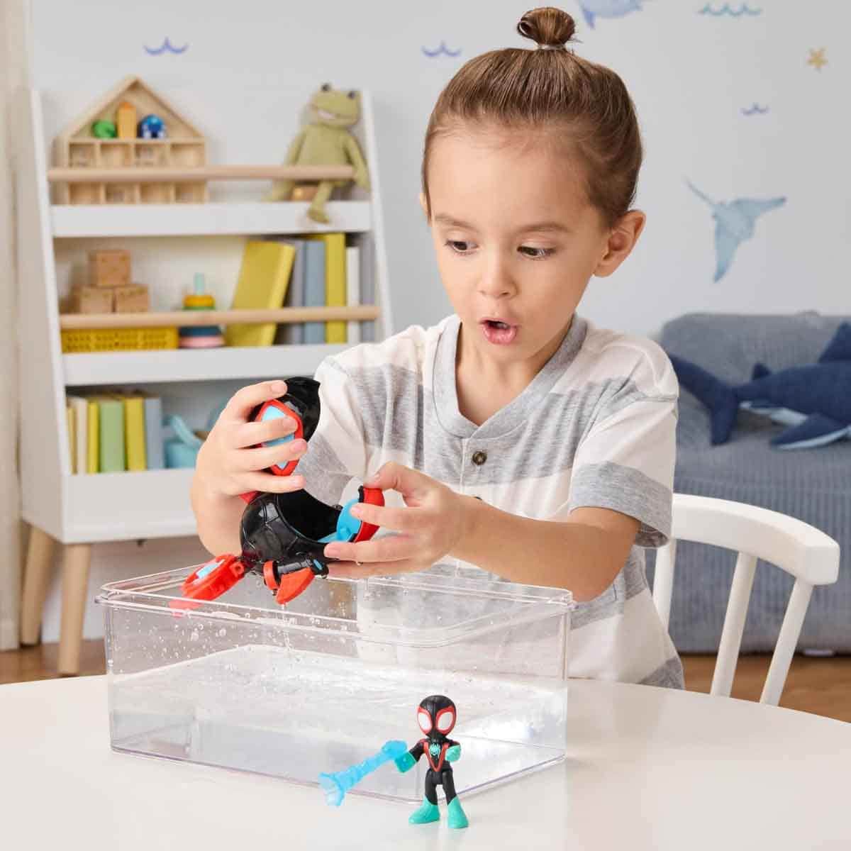 Hasbro Marvel Spidey & His Super Friends Waterwebs Spin Dolphin Vehicle Playset Unisex, 3-4 Years