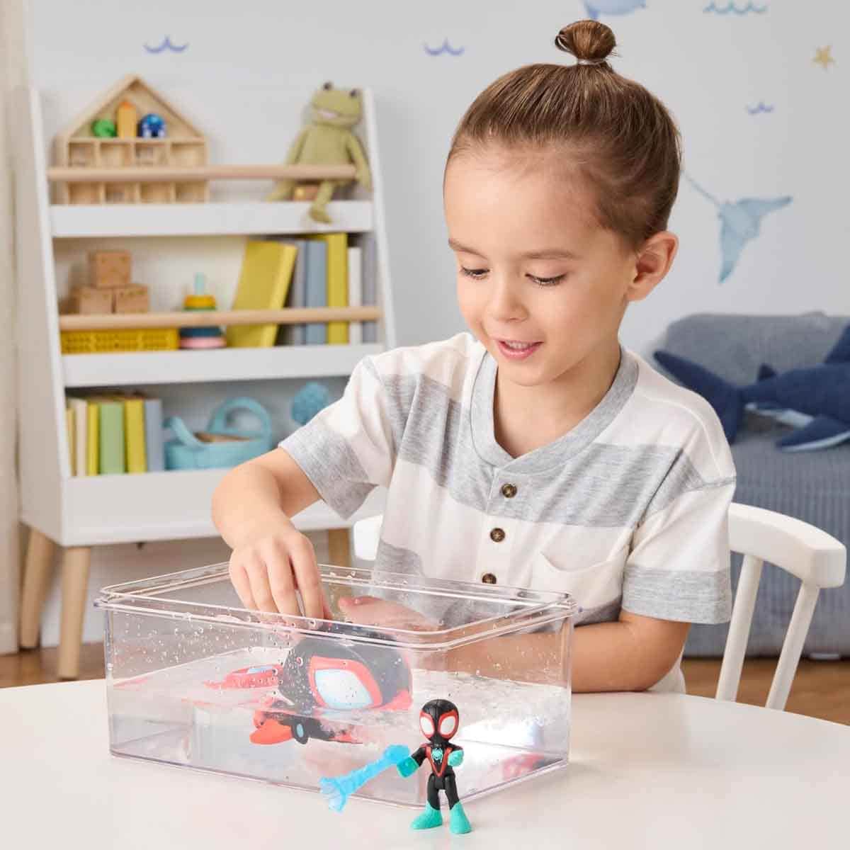 Hasbro Marvel Spidey & His Super Friends Waterwebs Spin Dolphin Vehicle Playset Unisex, 3-4 Years