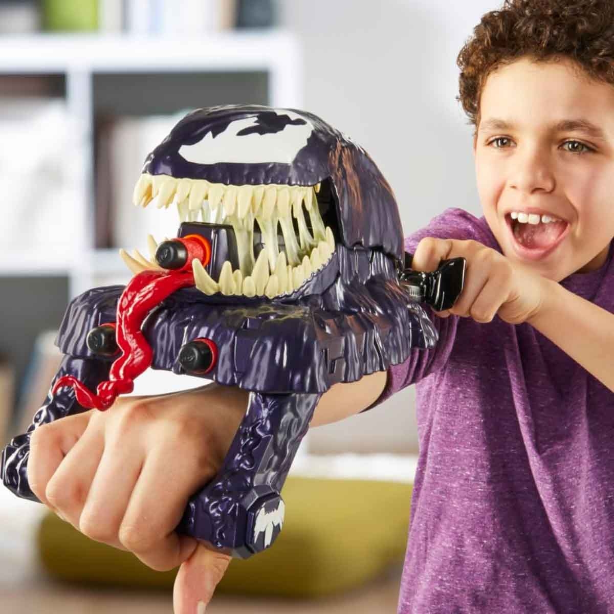 Hasbro Spider-Man Venom Strike Gauntlet Foam Blaster Unisex, 5-7 Years