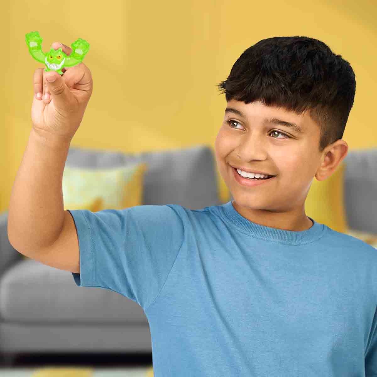 Heroes of Goo Jit Zu 2" S13 Meteor Madness Stretch & Launch Hyper Blast Goo Slingers Boys, 5-7 Years, Pack of 5