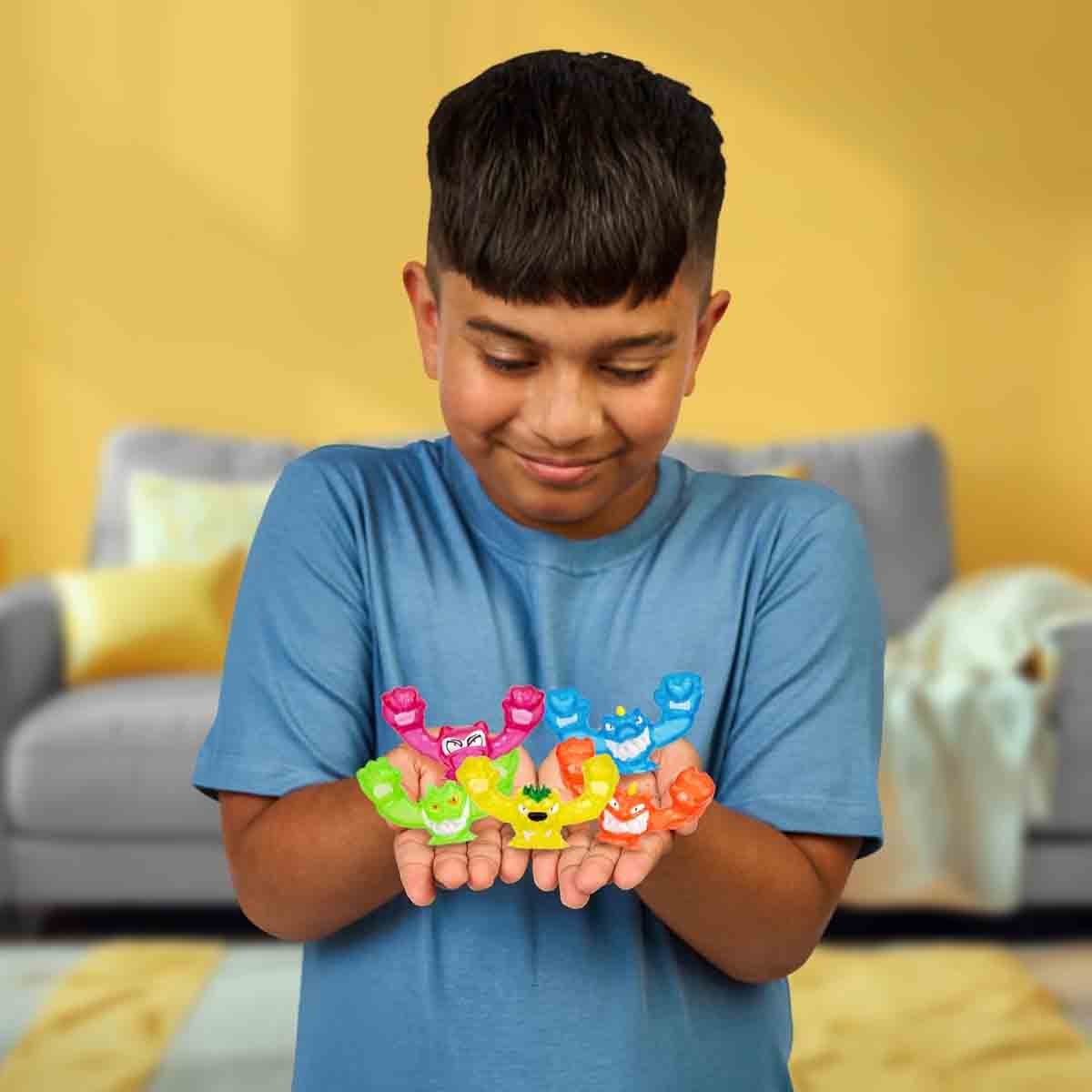 Heroes of Goo Jit Zu 2" S13 Meteor Madness Stretch & Launch Hyper Blast Goo Slingers Boys, 5-7 Years, Pack of 5