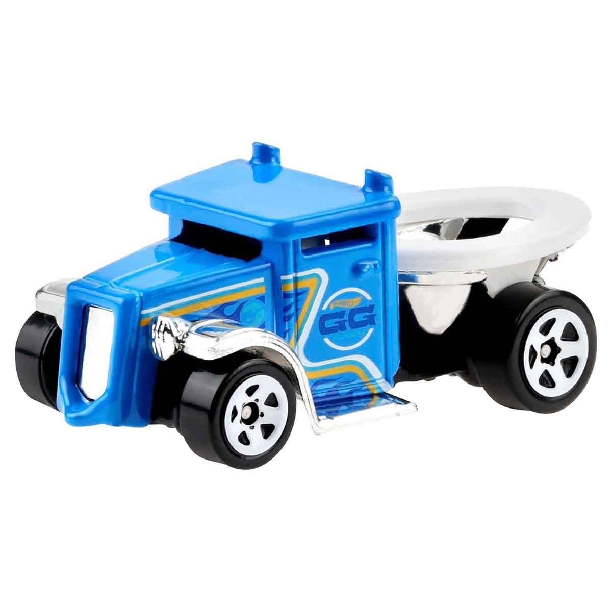 هوت ويلز مجموعة سيارة بيسك متنوعة مع طقم ناقل سمكة القرش، للجنسين، 3-4 سنوات