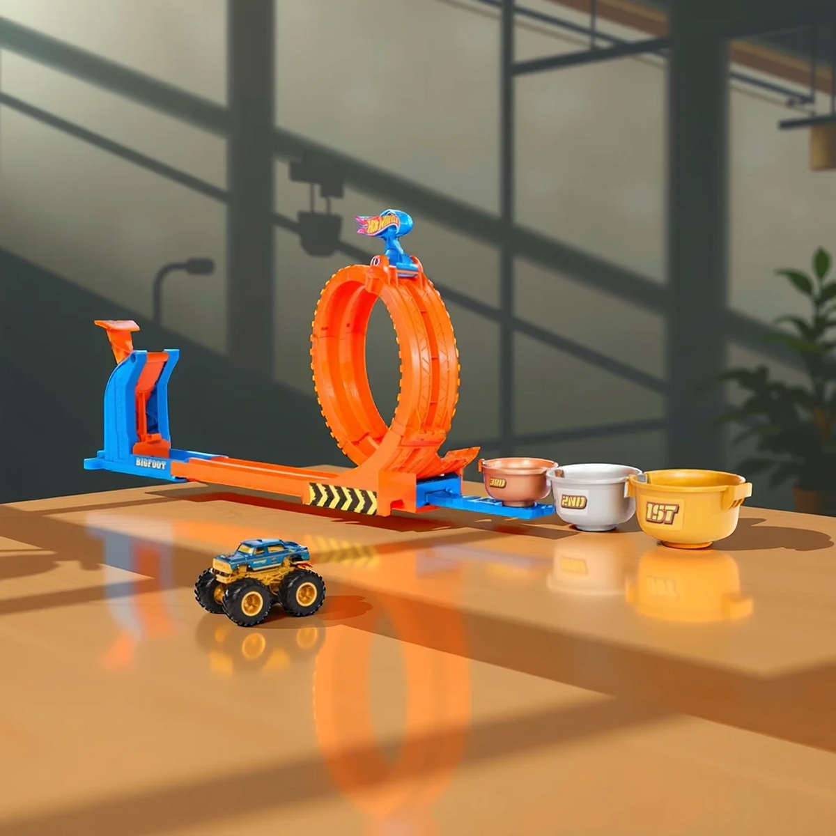 هوت ويلز مجموعة سباق حلقات ومهارات لشاحنات الوحوش للجنسين، 5-7 سنوات