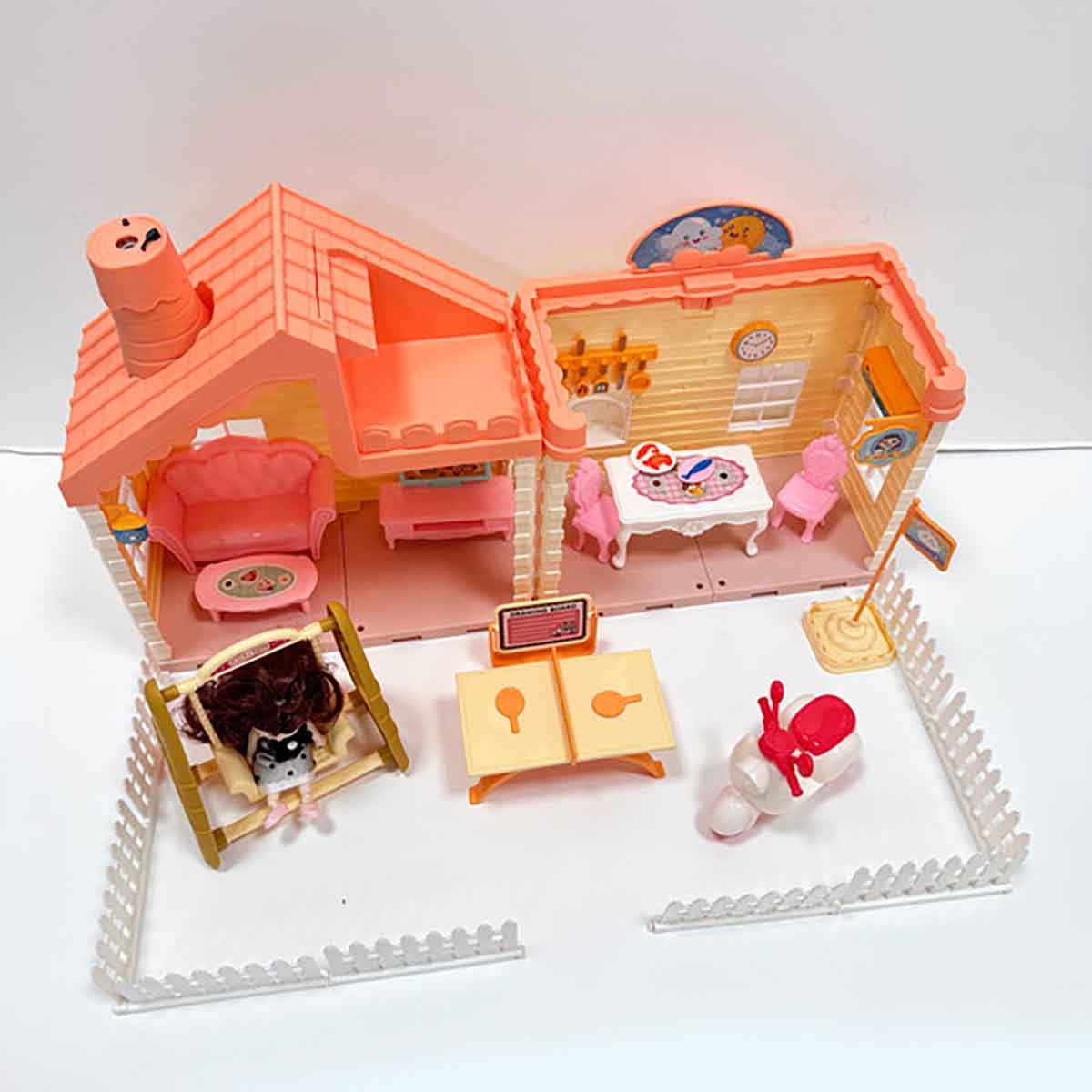 Huada Toys HDT668-40 Villa & Doll Playset Unisex, 3-4 Years