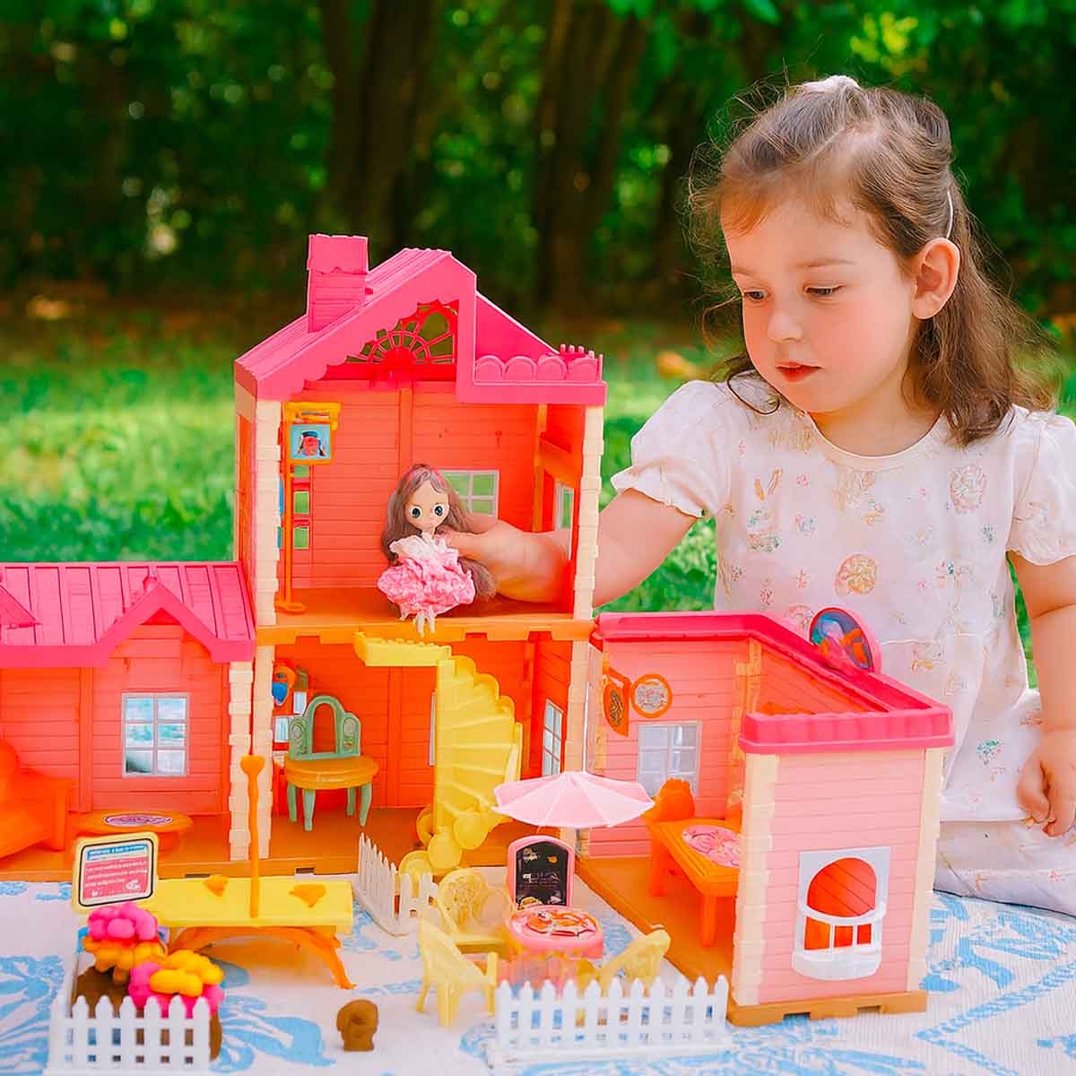 Huada Toys HDT668-83 Doll House & Accessories Playset Unisex, 3-4 Years