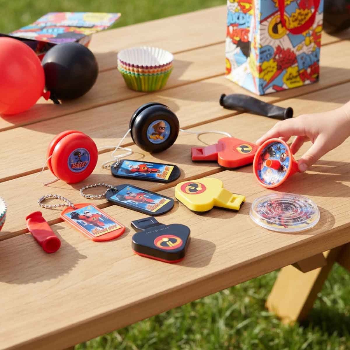 Disney Incredibles 2 48-Piece Mega Mix Value Pack