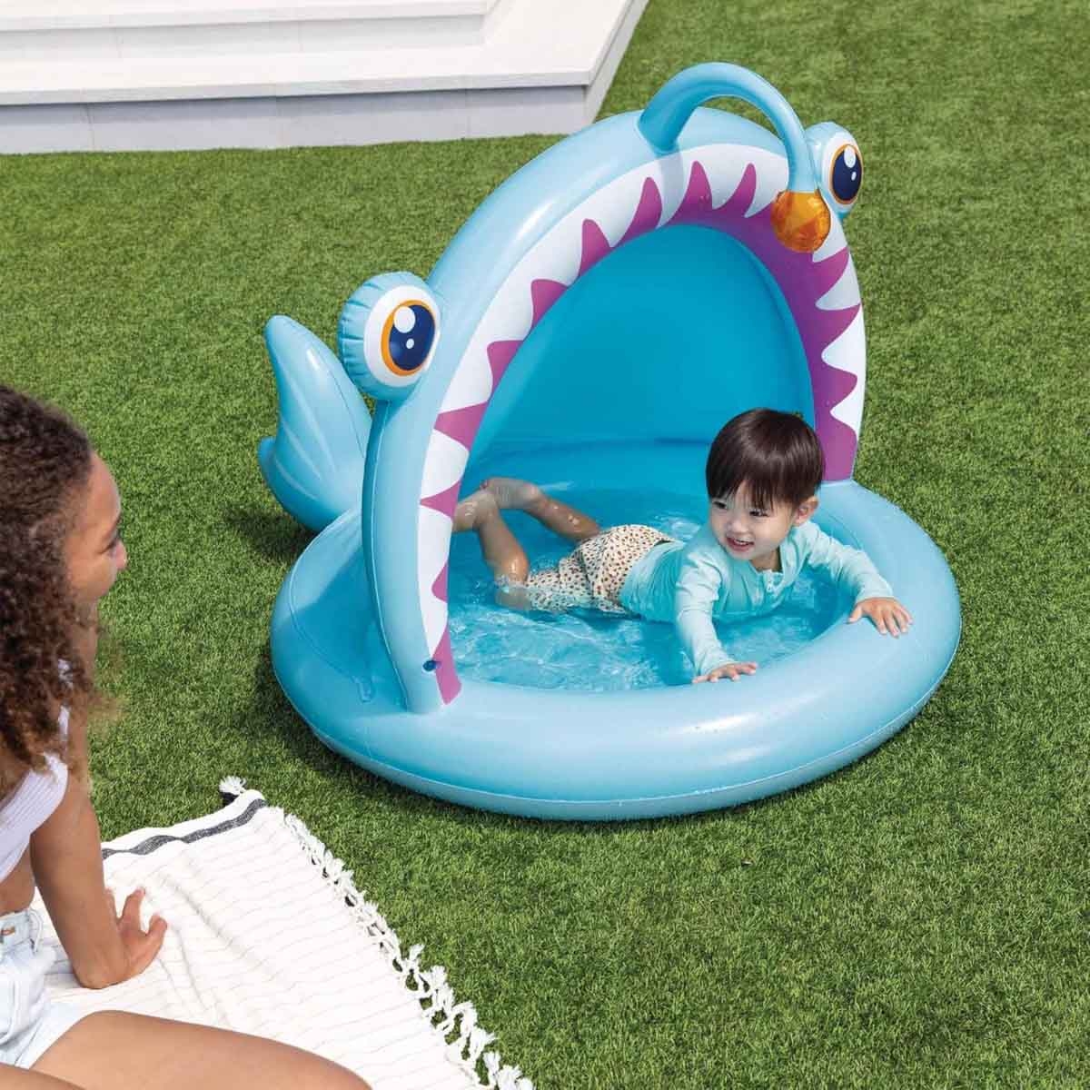 إنتكس مسبح أطفال منفوخ على شكل سمكة أنغلر مع مظلة شمسية للرضع، 0-2 سنوات