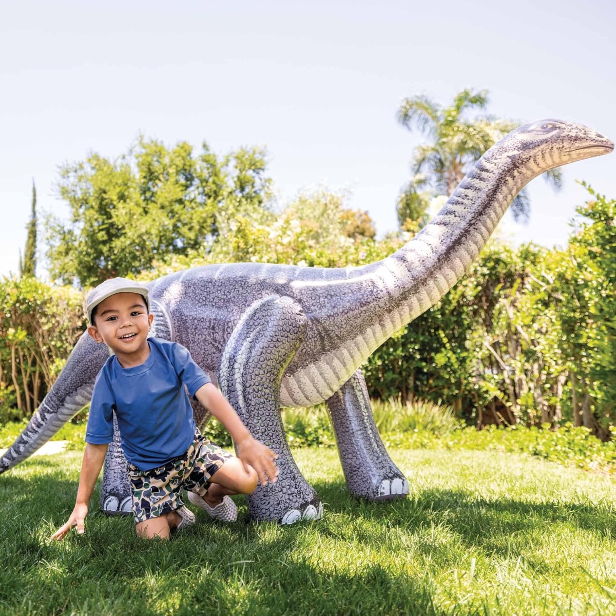 إنتكس مجسمات لعب ديناصورات جراسيك متنوعة برونتوسوروس وترايسيراتوبس، للجنسين، من عمر 3 إلى 4 سنوات