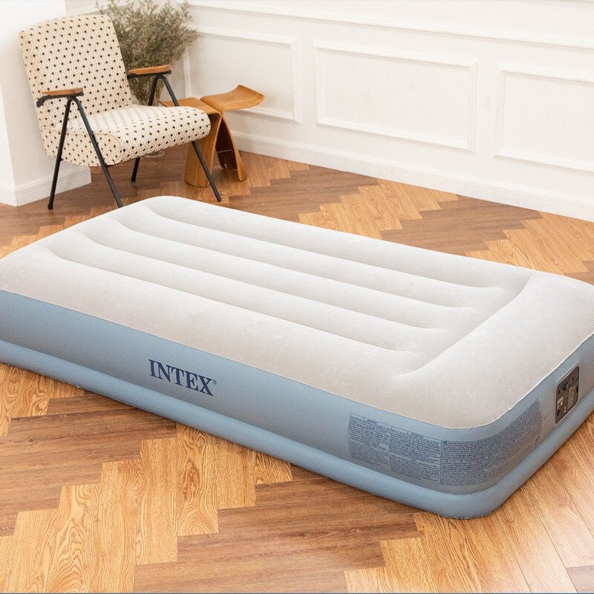 Intex Dura-Beam Standard series Pillow Rest Air Mattress Unisex