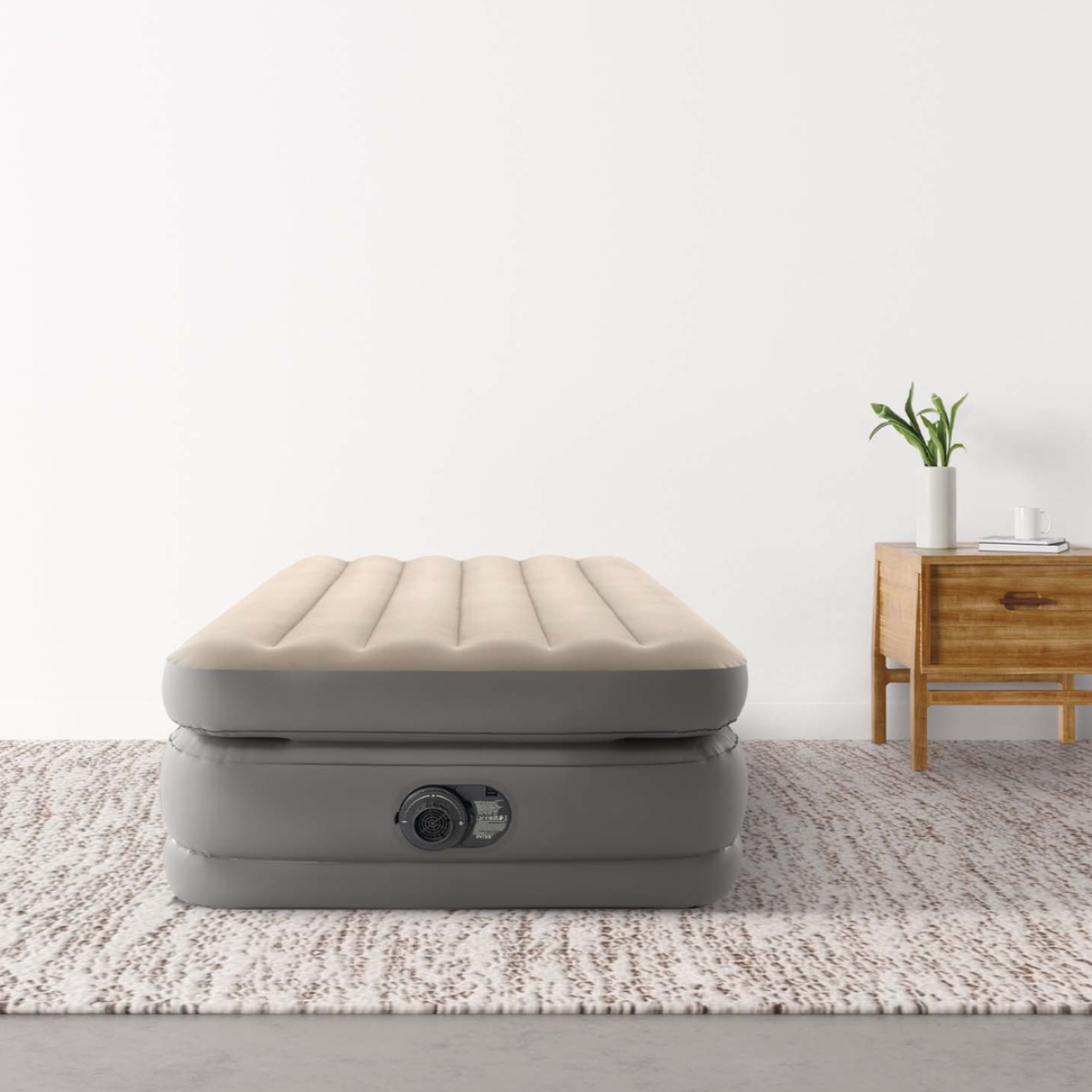 Intex Twin Comfort Elevated Airbed with FiberTech Unisex