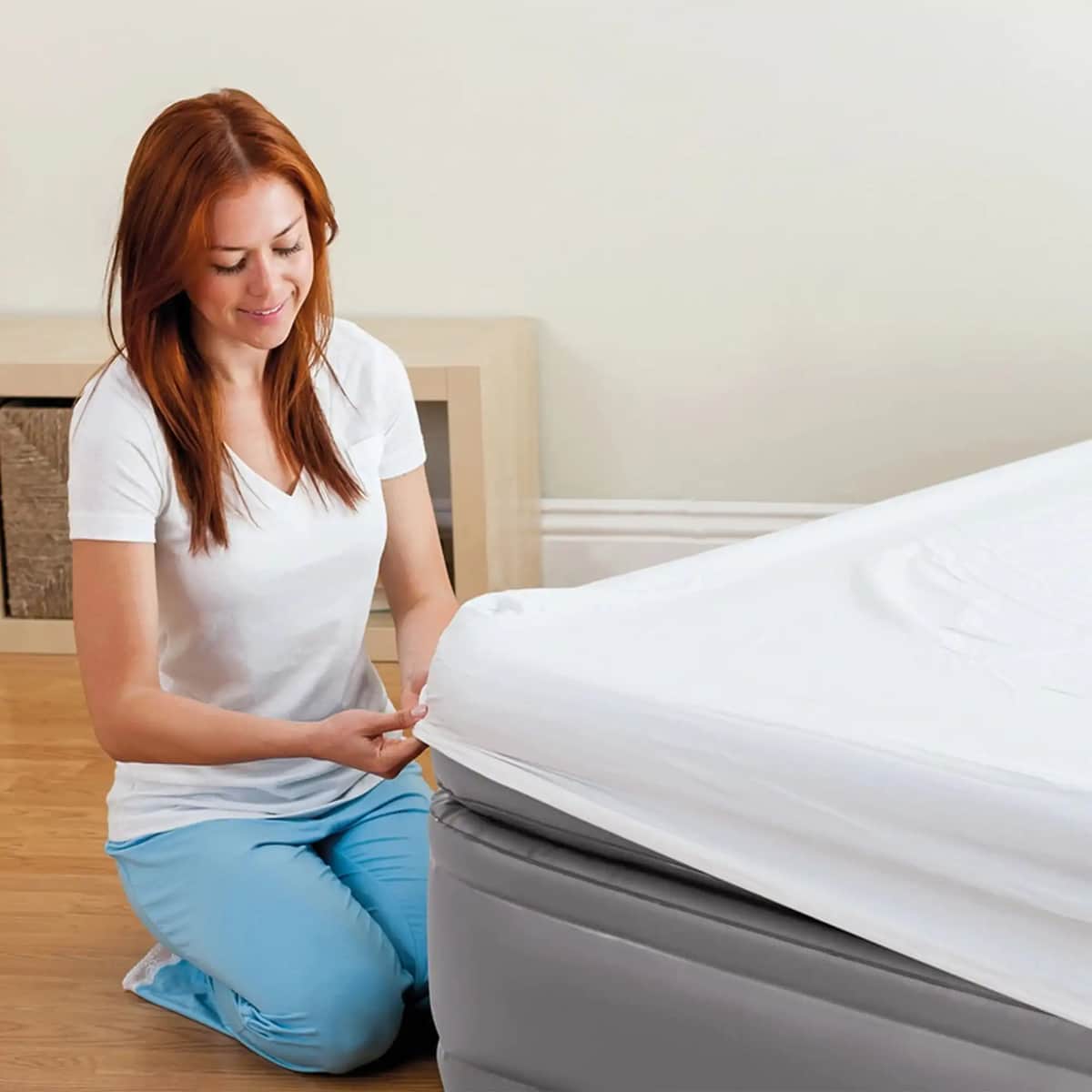 Intex Twin Comfort Elevated Airbed with FiberTech Unisex