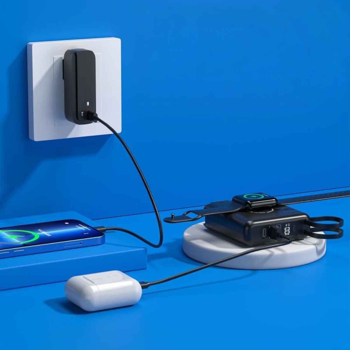 Jeebel Black 10000mAh Magnetic Wireless Power Bank & Type-C Wall Charger with Lightning Cable