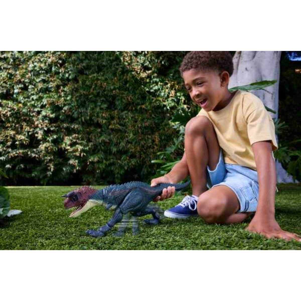 Jurassic World Charge 'N Chomp Carnotaurus Action Figure Unisex, 3-4 Years