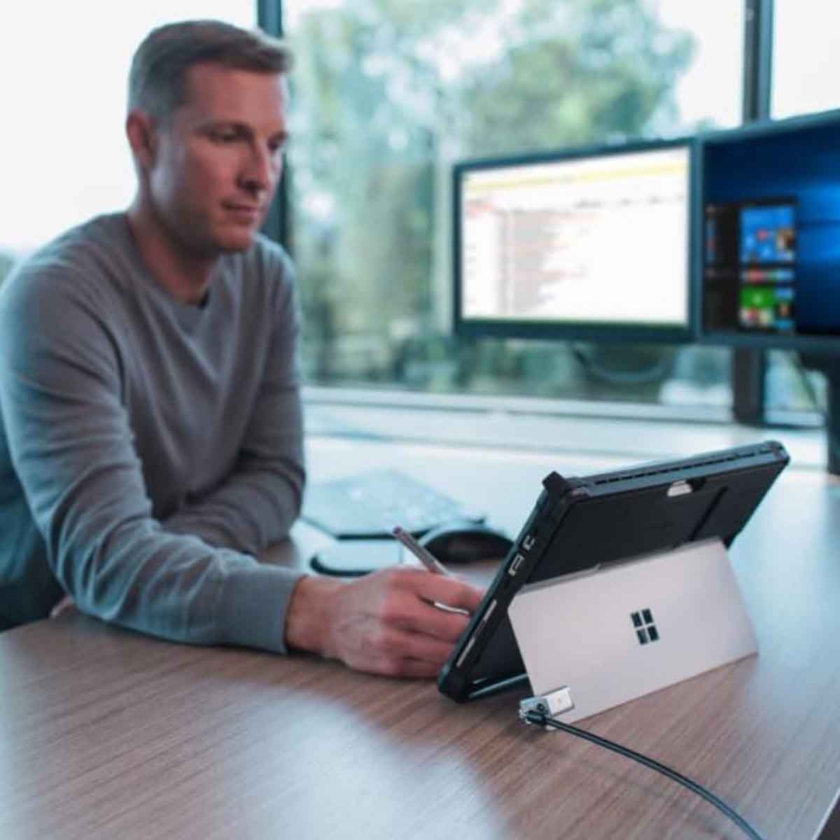 كينسينغتون قفل كابل بمفتاح لأجهزة سيرفس برو من 3 إلى 8