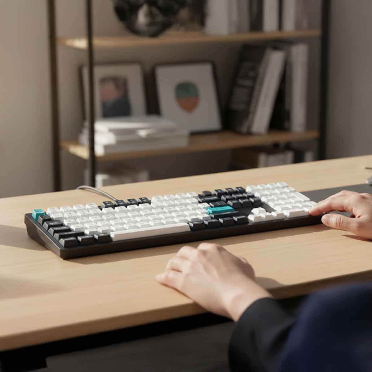 Keychron Q6 Max Swappable RGB Backlight Red Switch Knob Version Wireless Gaming Keyboard