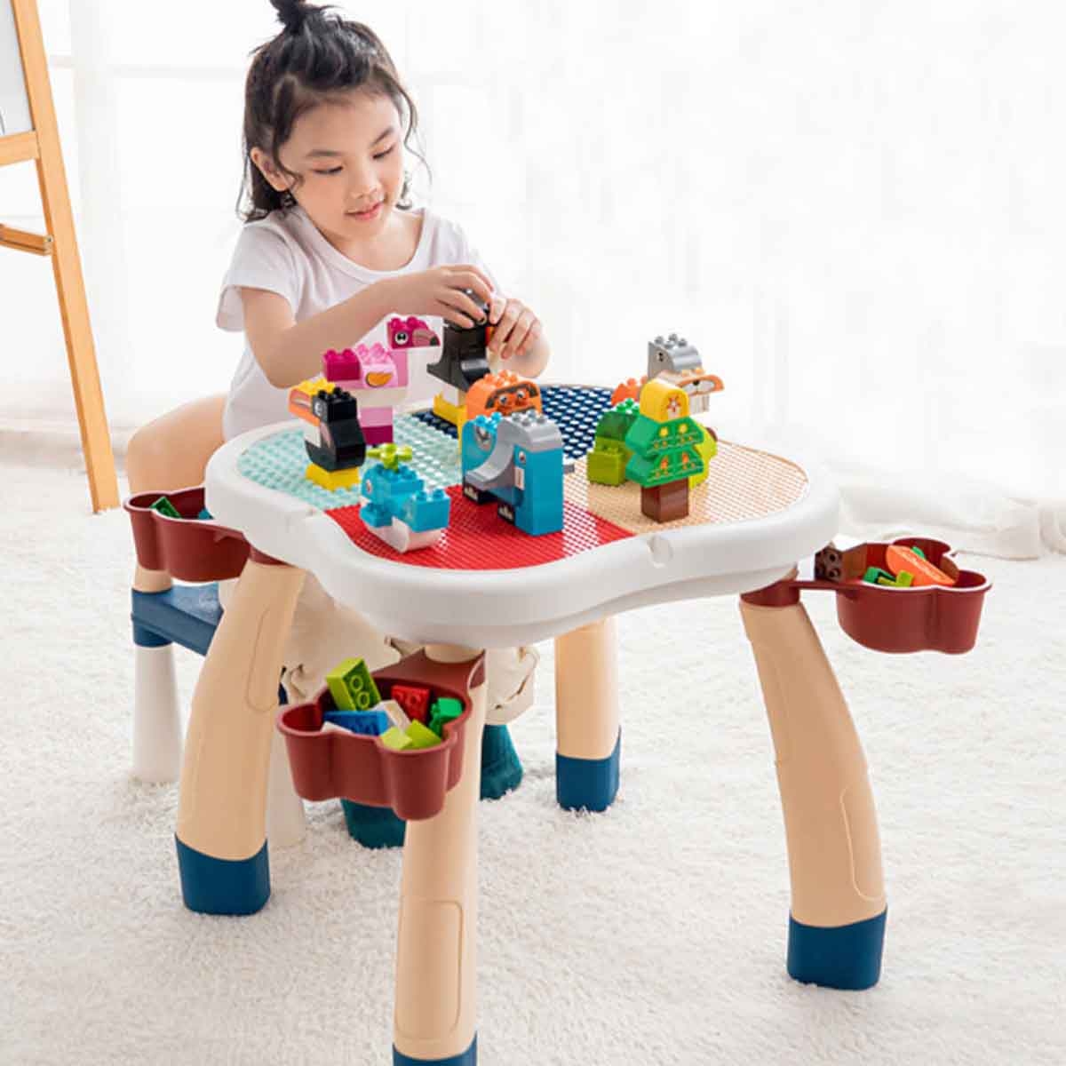 كيكبيبي طاولة مكعبات بناء على شكل زهرة البرقوق مع كرسي للجنسين، من 3 إلى 4 سنوات