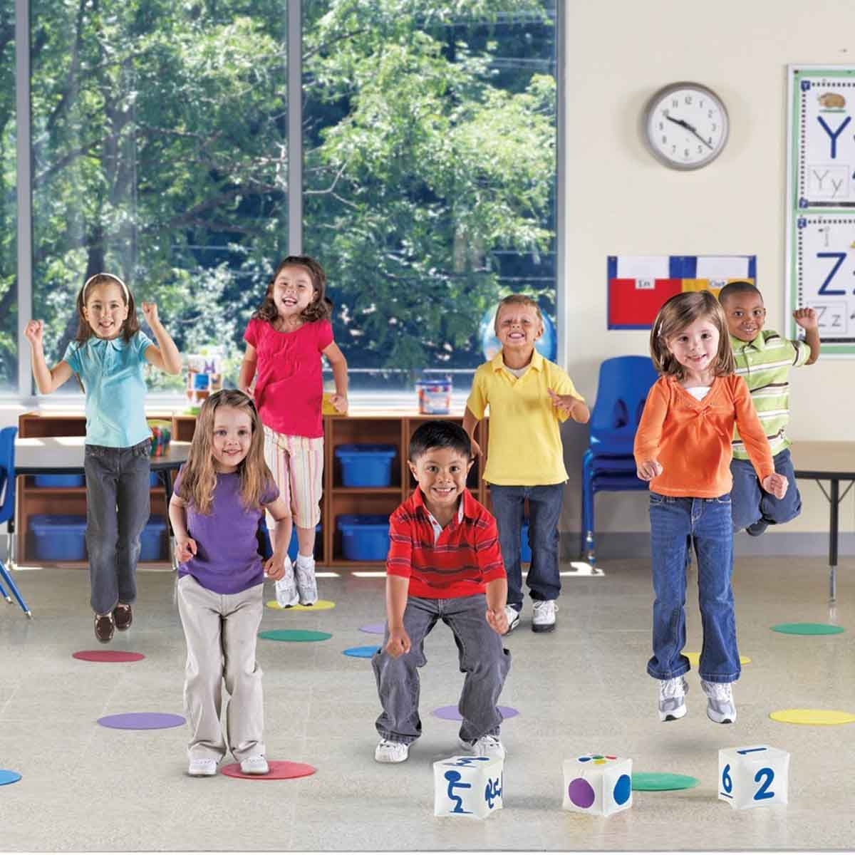 Learning Resources Ready, Set, Move Classroom Activity Set Unisex, 5-7 Years