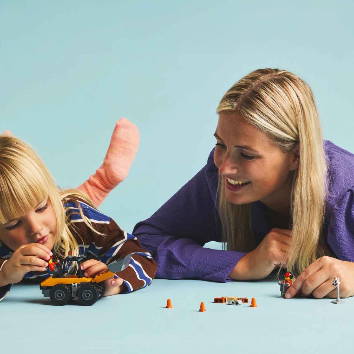 LEGO City Great Vehicles 60450 V29 Yellow Construction Wheel Loader Set Unisex, 5-7 Years