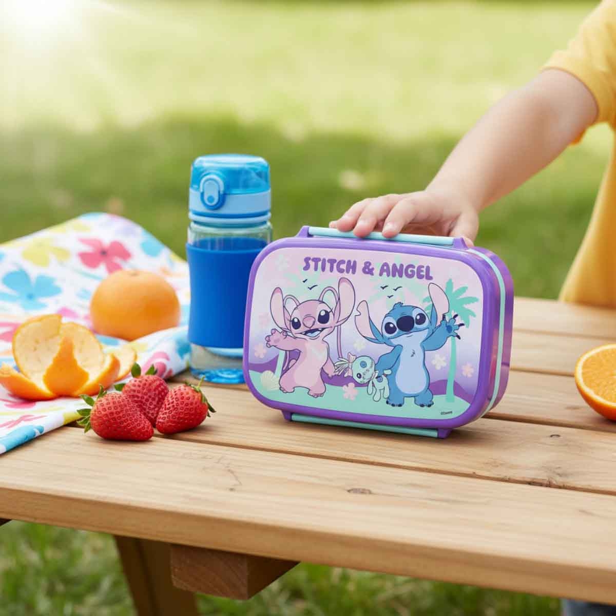 ليليو & ستيتش صندوق غداء عملي مضاد للتسرب مع صينية داخلية