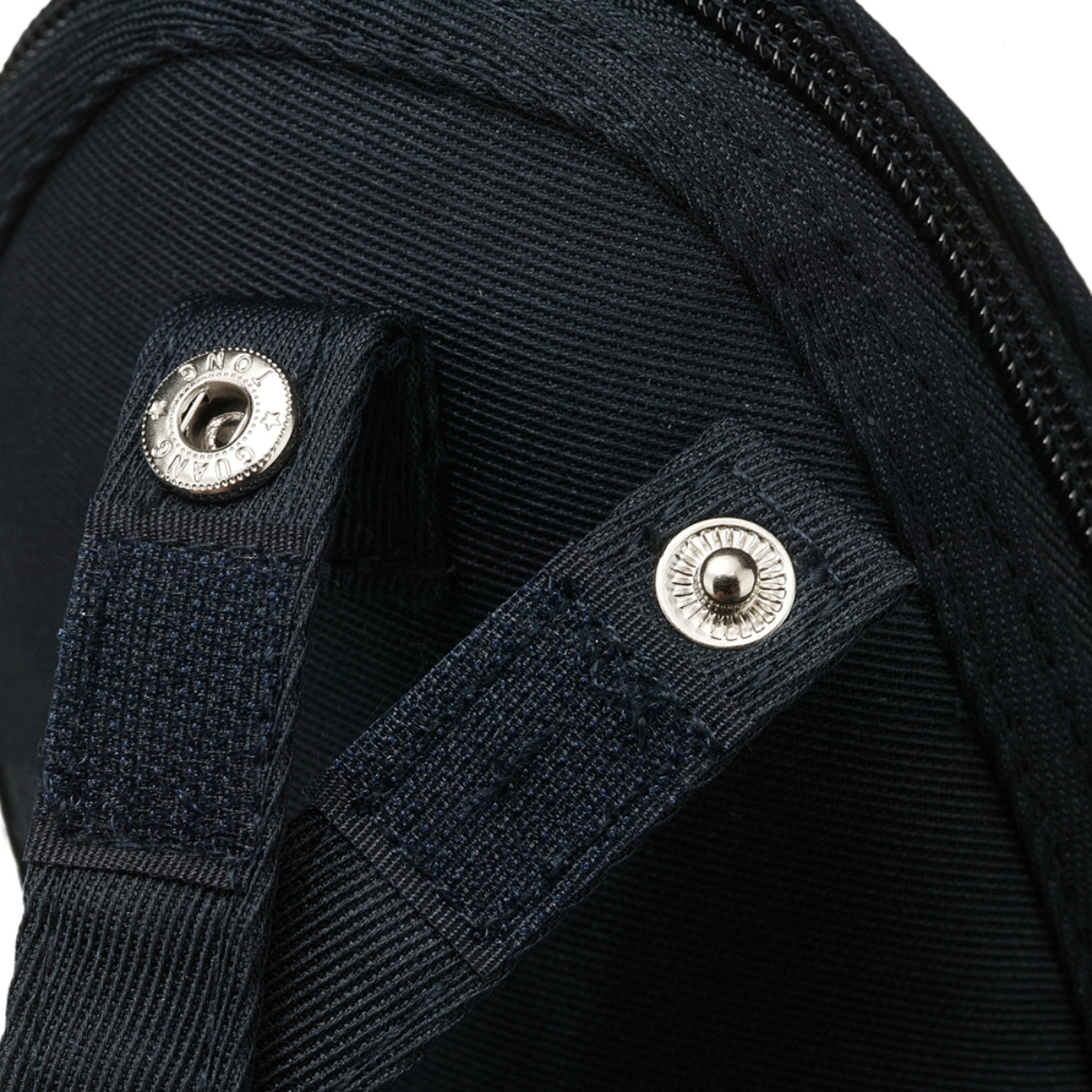 ليتل ستوري حقيبة زجاجة معزولة للتدفئة باللون الأسود للجنسين