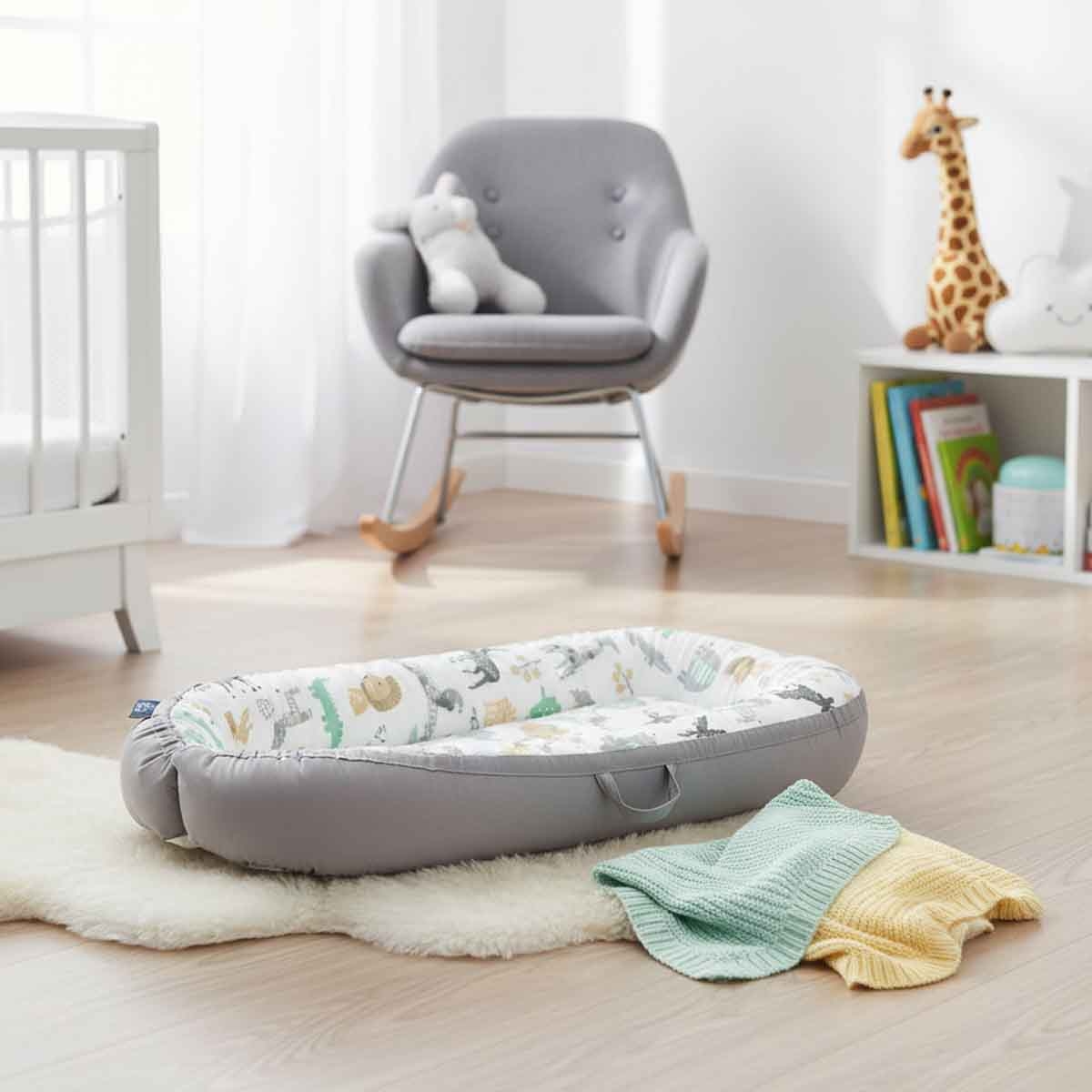 Little Story Jungle Soft Breathable Fiberfill Newborn Lounger Bed Toddler, 0-2 Years