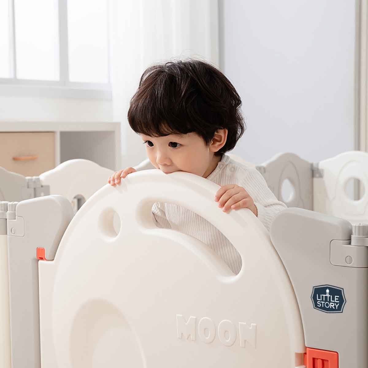 Little Story Space Grey Playpen with Basketball Hoop