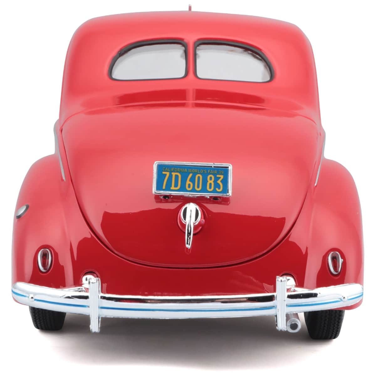 Maisto 1:18 Scale 1939 Ford Deluxe Assorted Diecast Car Boys, 3-4 Years
