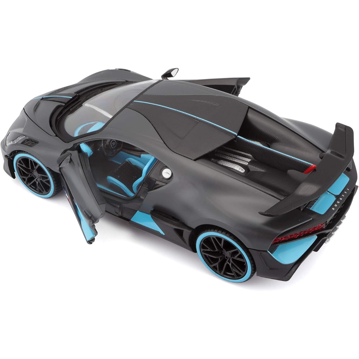 Maisto 1:24 Scale Grey Bugatti Divo Diecast Car Boys, 3-4 Years