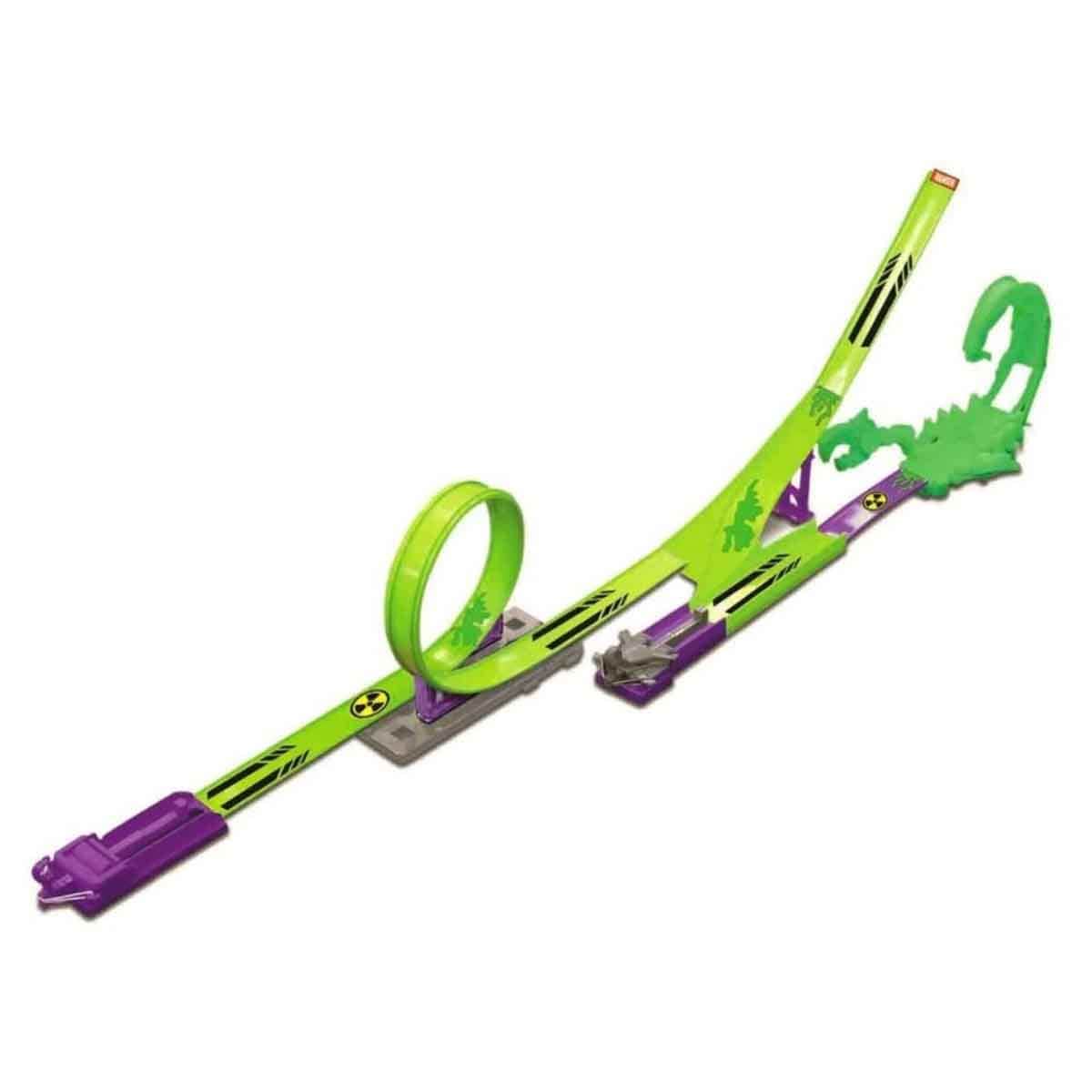 Maisto Fresh Metal 100 Scorpion's Revenge Track Playset & Fresh Metal Diecast Car Bundle Unisex, 3-4 Years