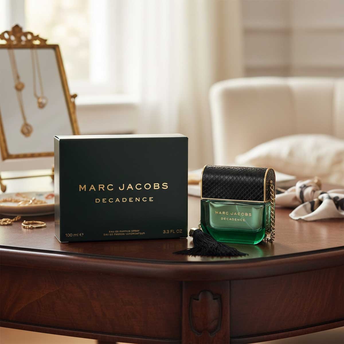 Marc Jacobs Decadence Eau De Parfum for Women