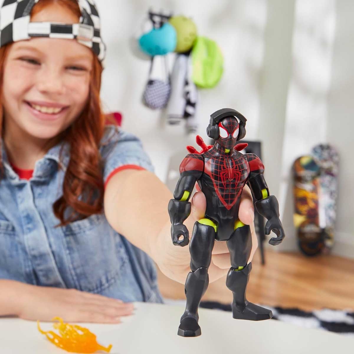 مارفل سبايدي وأصدقاؤه المذهلون شخصية مايلز موراليس ميكسماشرز للجنسين، 5-7 سنوات